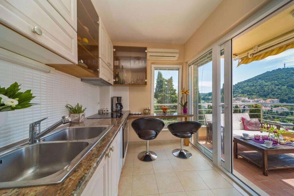 Blue Dream - Stylish Apt With Stunning Sea View Dubrovnik Extérieur photo